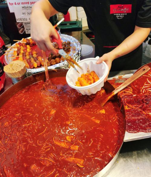  종로5가 광장시장 맛집 강가네떡볶이 주차장