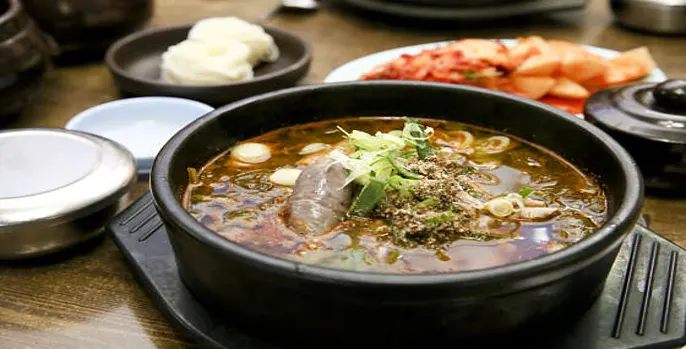 토담순대국