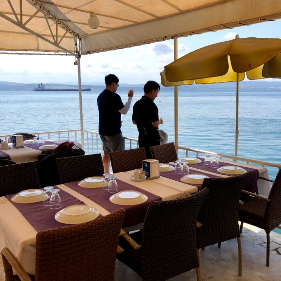 7일차 1편 :: 트로이 목마&트로이 유적지, 고등어케밥 2019. 8. 15. 댜든이의 터키 가족여행 9