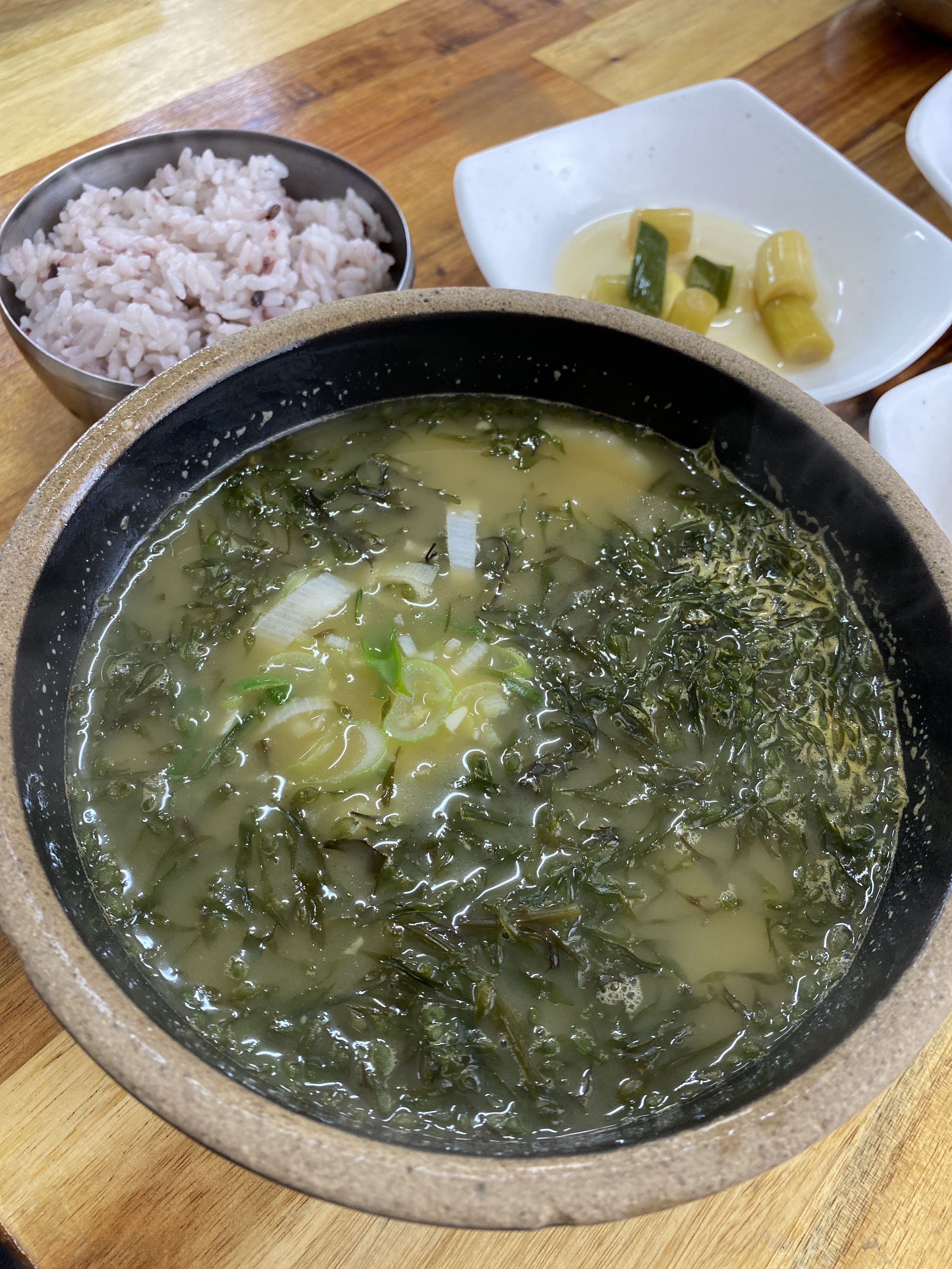  [ 제주 ] 김희선 몸국 & 몽상 카페(지드래곤)