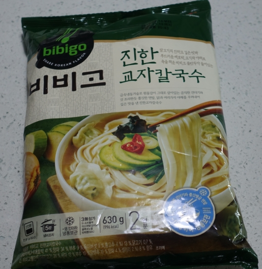 비비고 연교자 칼국수!