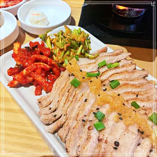  291회 놀토 놀라운토요일 스윙스 크러쉬 항정마늘수육 맛집 경주 황리단길 황남시장 알싸한 마늘 소스 항정살 수육 위치