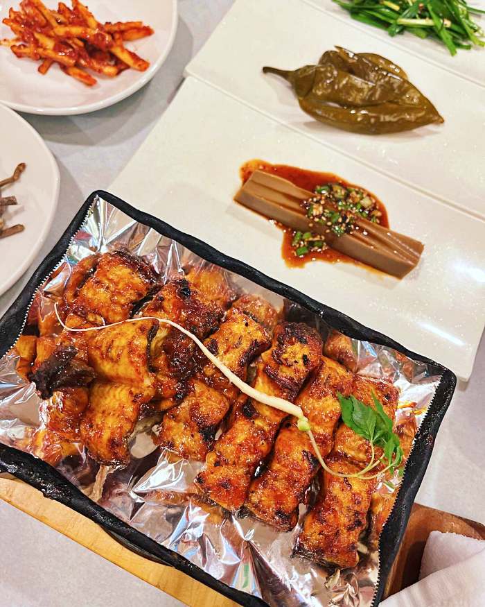  172회 1박2일 일박이일 제철밥상 장어덮밥 우나기동 히츠마부시 맛집 부여 부소산성 보리굴비 장어 꼬치 구이 위치