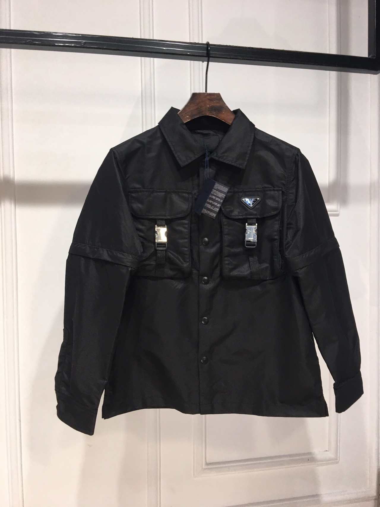  [PRADA] 프라다 나일론 슬리브 집 버튼 자켓
