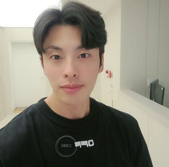 신랑수업 신봉선 소개팅남 희현 발레리노 나이 인스타