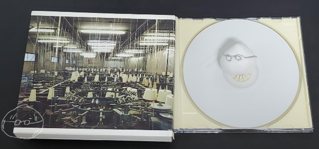 실험적인, 현대적인, 그리고 기계적인 락_toe_For Long Tomorrow (2009)