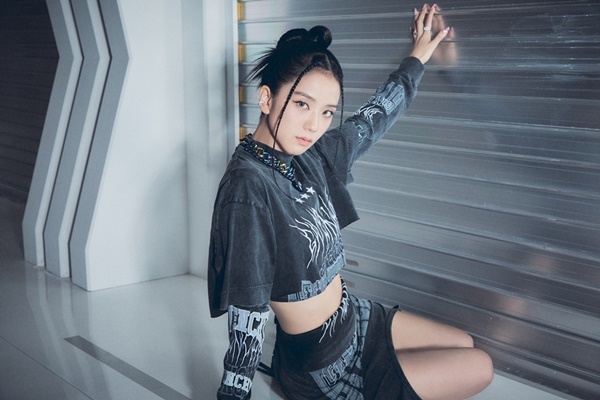  블랙핑크 지수, 솔로 데뷔 임박...다시 보는 제니·로제·리사 성적표