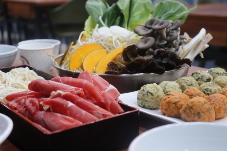  생방송 오늘저녁 경기 오산시 굴림 만두 전골 1인분 9천원 맛집 식당 위치 연락처