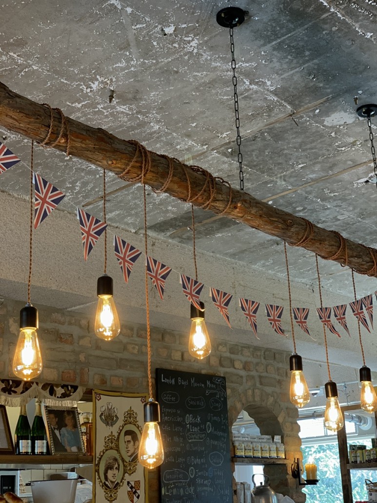 :: 런던베이글뮤지엄 안국 카페 14