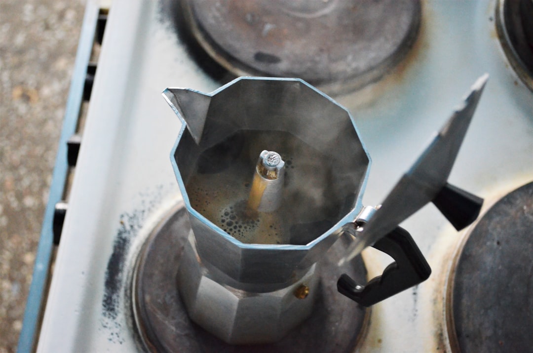 Pressure cooker