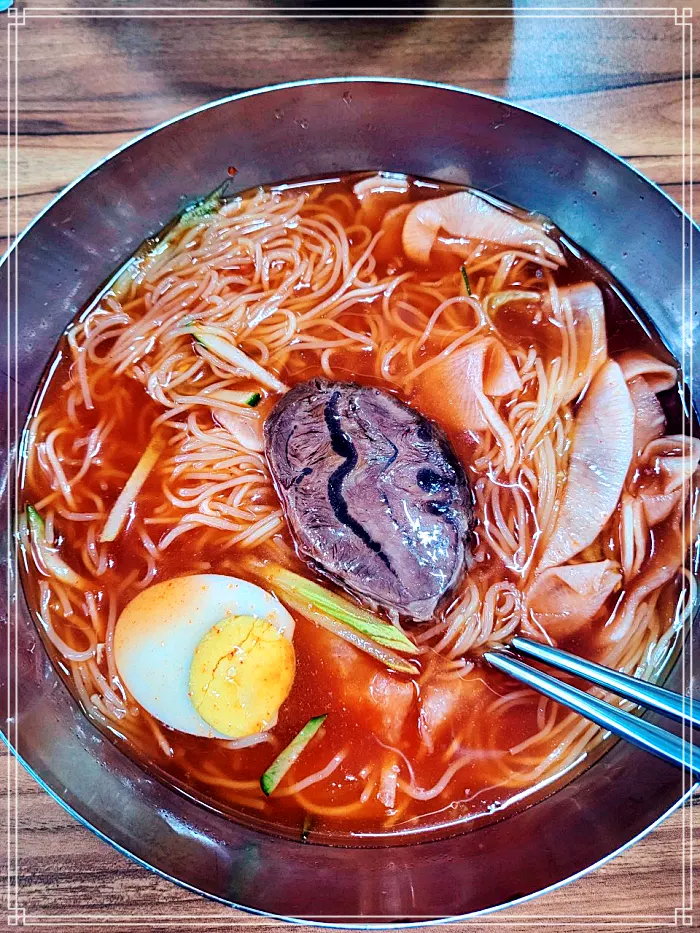  894회 생달, 생활의 달인 밀면 가게 성남, 복정동, 가천대 부산식 비빔면, 비빔밀면, 고기만두, 김치 만두, 왕만두 은둔식달 가격 위치 어디