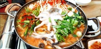 능이동태전골 동태내장전골
