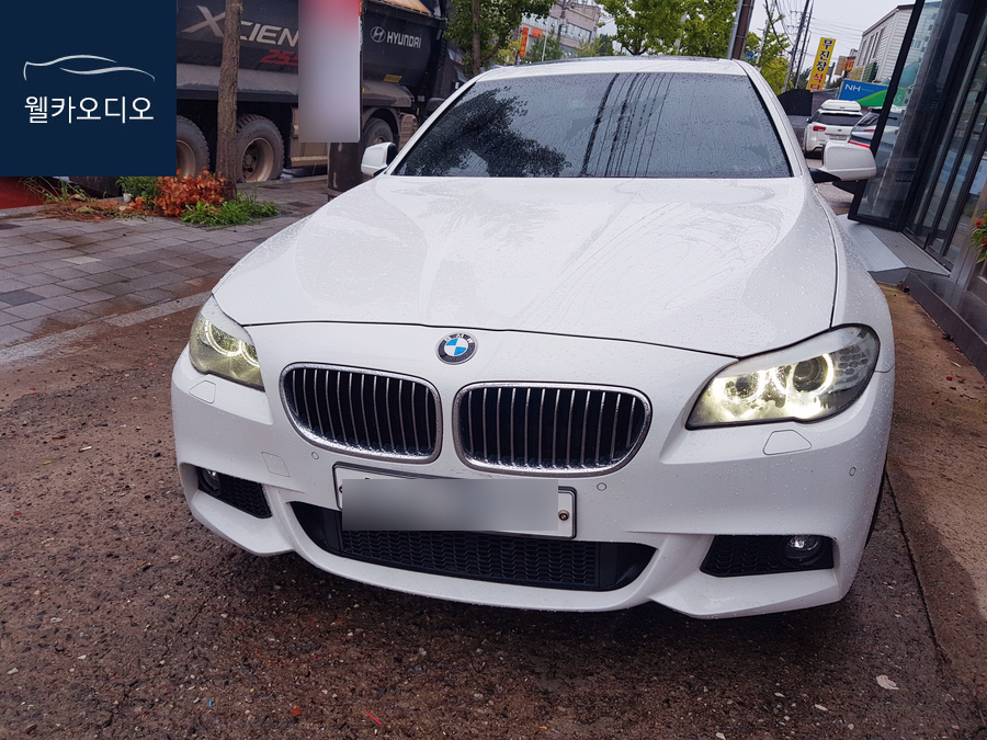  Bmw 520d F10 NBT 오디오 시스템 블랙아웃_먹통 증상 수리