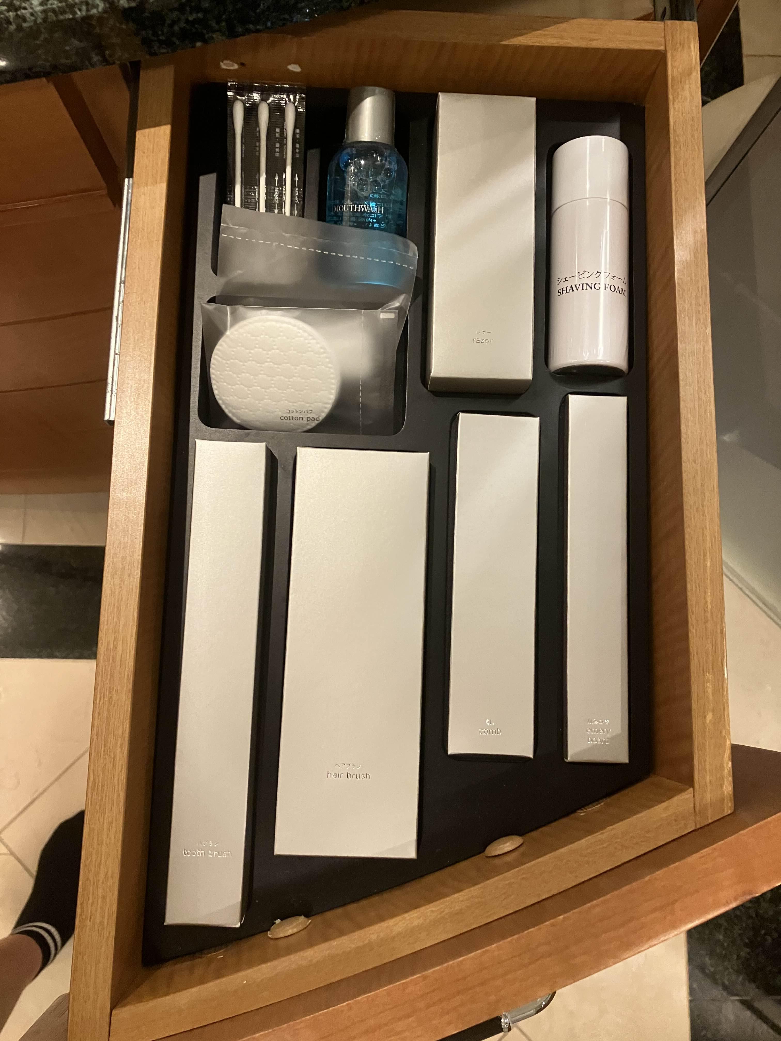 호텔 어미니티