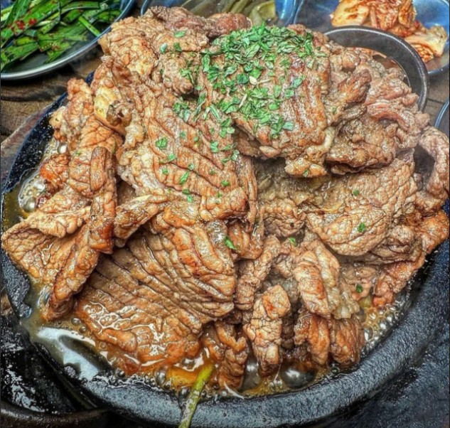 마늘석갈비막국수 메뉴 이미지