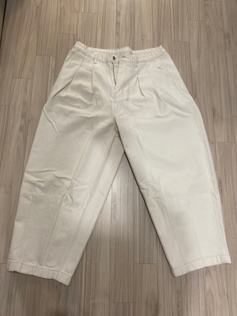 무신사스탠다드 무신사 데님 와이드 벌룬 팬츠 [크림] DENIM WIDE BALLOON PANTS [CREAM]