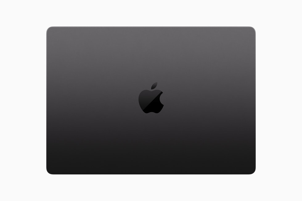 M3 Pro 또는 M3 Max를 탑재한 MacBook Pro는 세련된 신규 색상인 스페이스 블랙으로 출시된다.