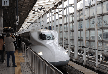 일본-고속열차-신칸센