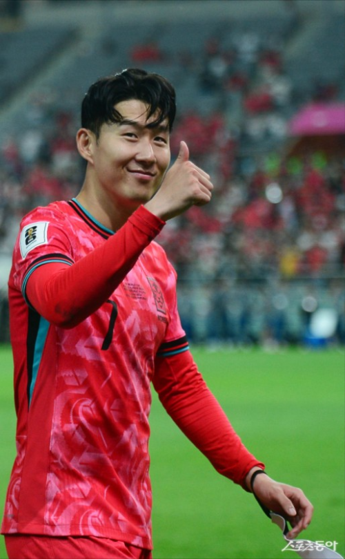 손흥민 사진