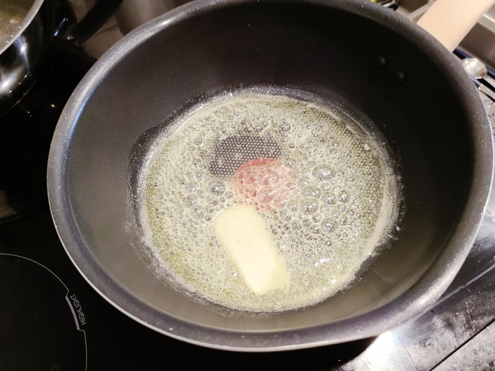 백팩커 백종원 러시아식 고기 스튜 만들기 비프 스튜 파프리카 버섯을 넣고 버섯 크림 리조또 마카로니 삶은 법 비프 스트로가노프 다진 고기 요리 29