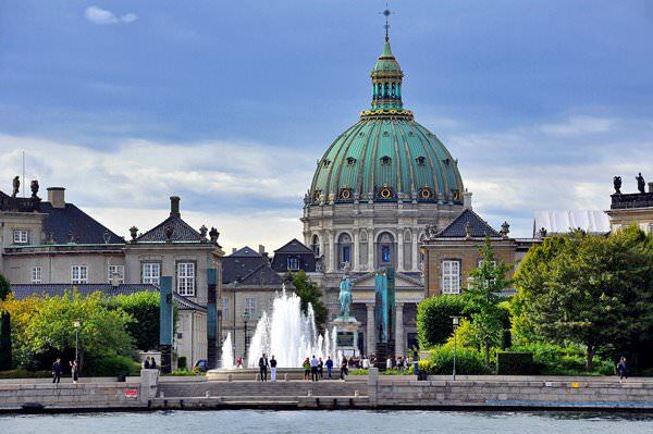 덴마크 아말리엔보르 궁전