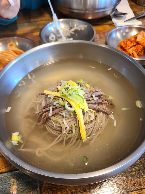 서령 계절메뉴 메밀온면