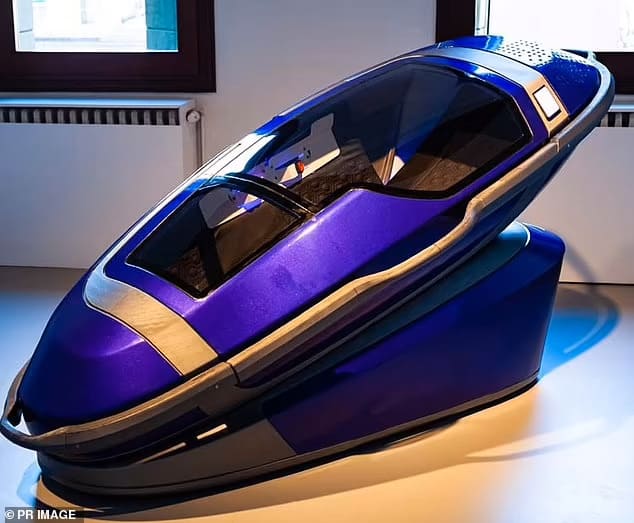  3D 프린팅 제작 '자살 캡슐'의 발명가...치매환자 자살용 삽입 임플란트 만든다 VIDEO: Inventor of 3D-printed coffin-like 'suicide capsules' reveals plans to create a body implant...