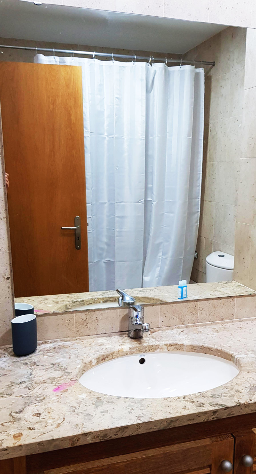 포르투갈 포르투 에어비엔비 화장실