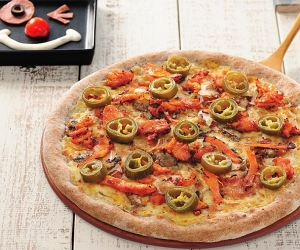 피자 알볼로 메뉴 엣지 핫 스파이시 치킨 레귤러 라지 사이즈
