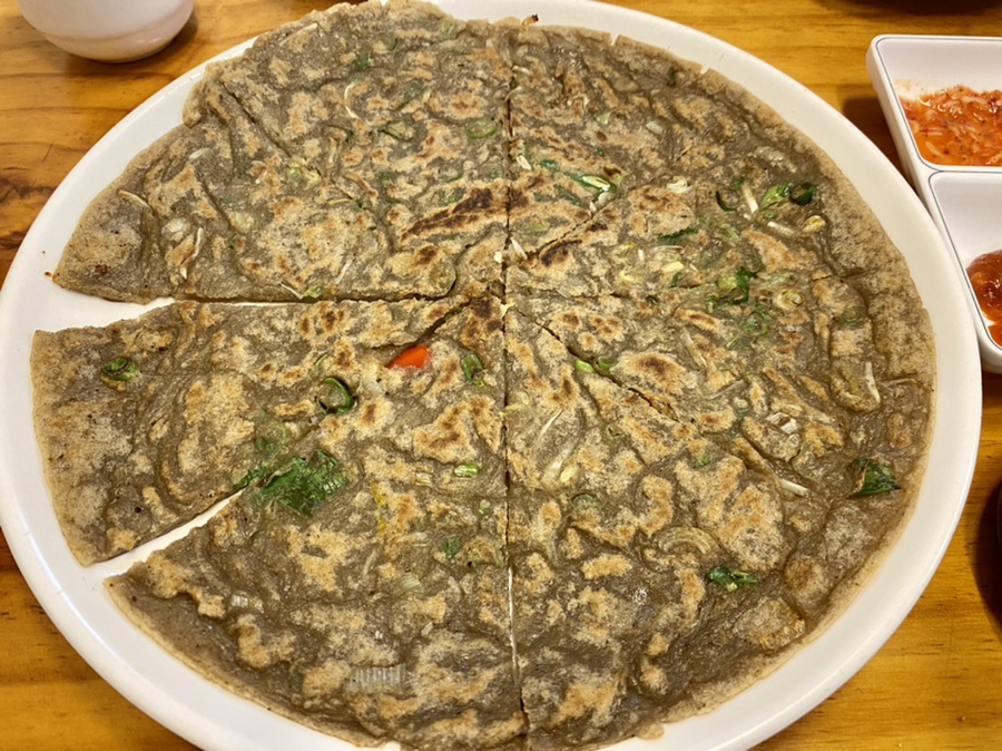 가평에서 [가평 맛집] 금강막국수 - 막국수 수육 2