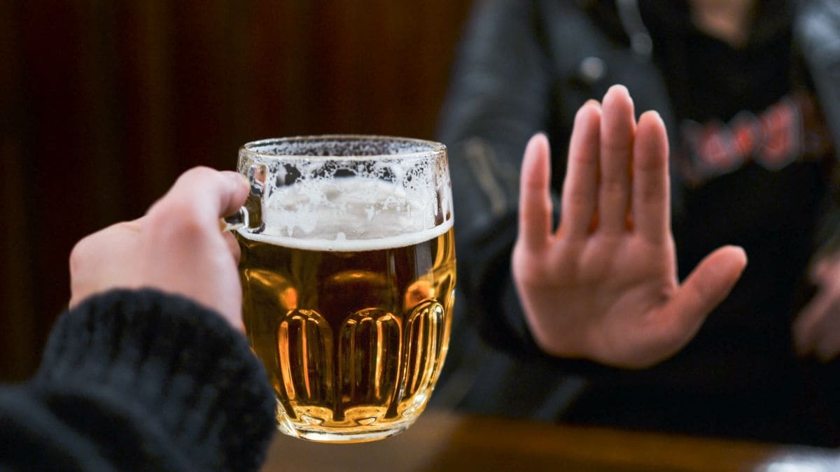  세상에 심장에 좋은 술은 없다 No Amount of Alcohol Safe for the Heart, Federation Says