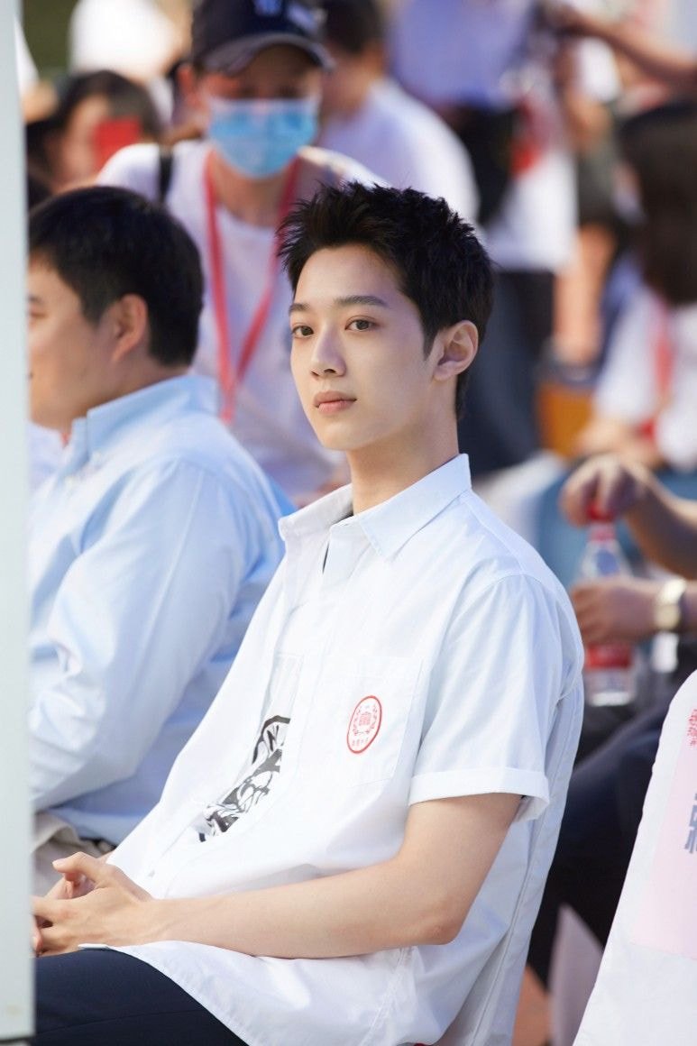  중국에서 활동중인 라이관린 근황