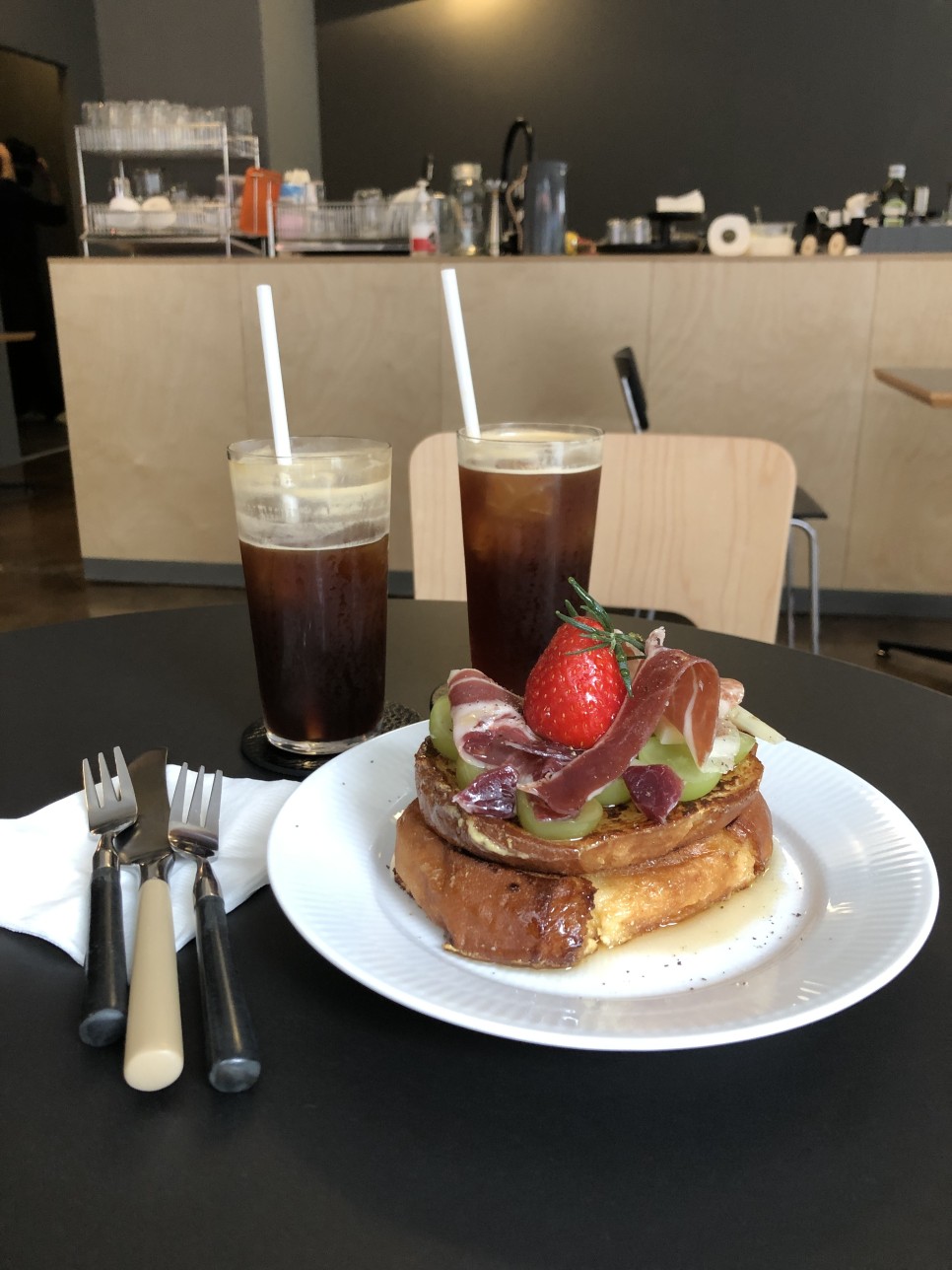 오픈주방 [전주 카페] 샘샘커피 분위기 20