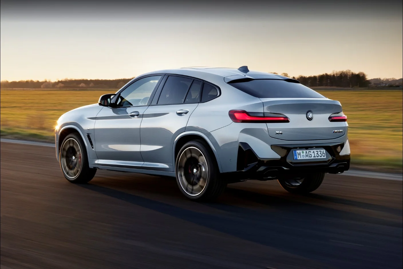 BMW-X4-외부-디자인