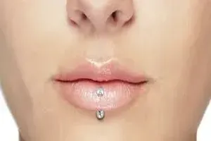 입술