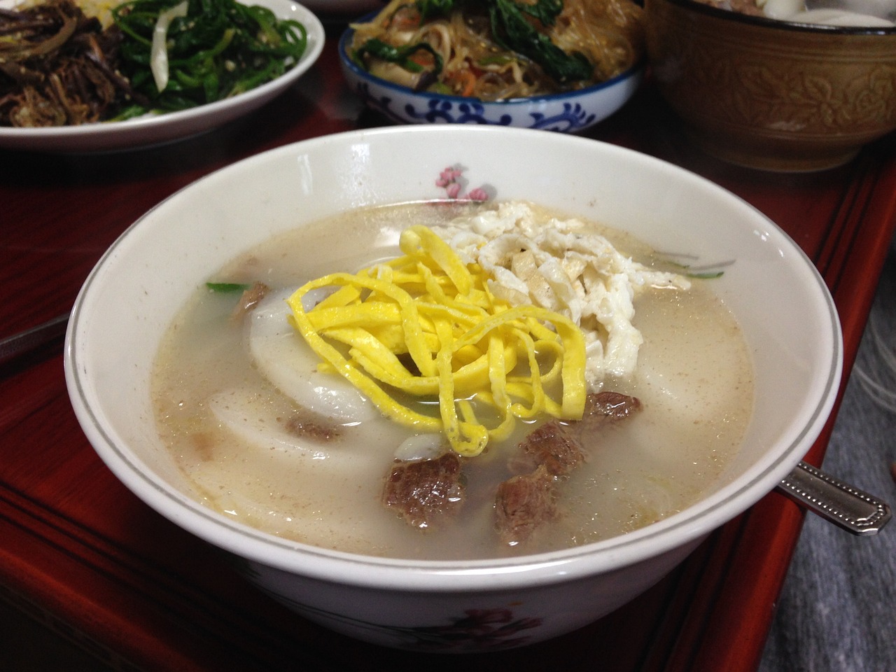한국 명절 음식 떡국