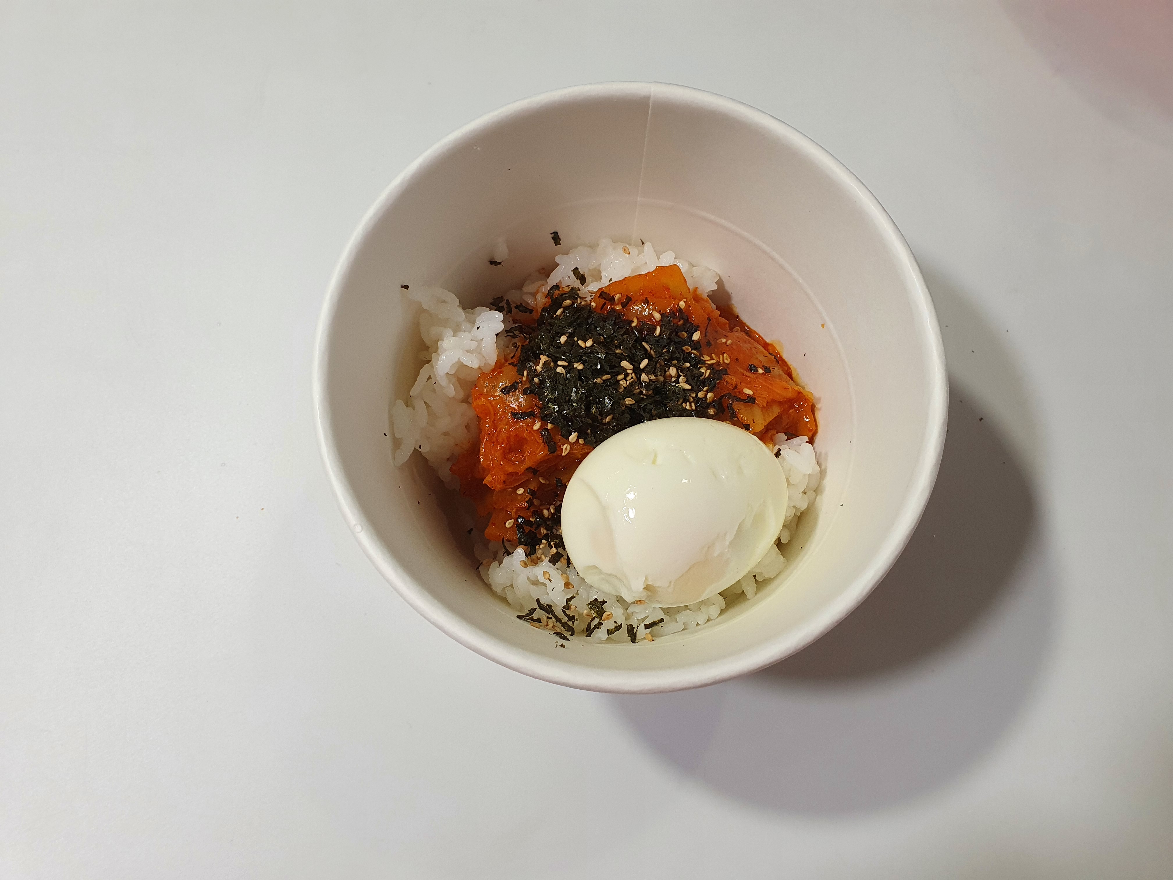 한끼식사 햇반 볶은김치덮밥