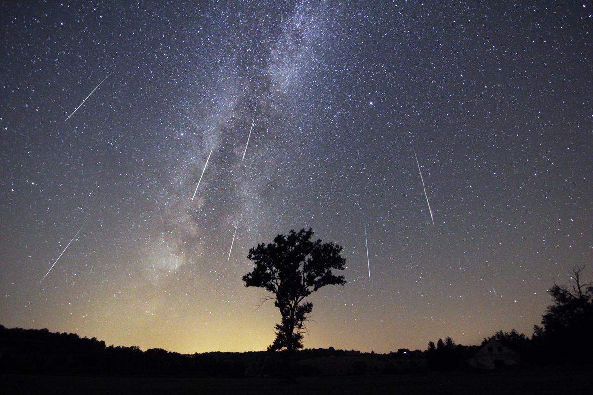 페르세우스 유성우 별똥별 떨어지는 시간 Perseid meteor shower 2023