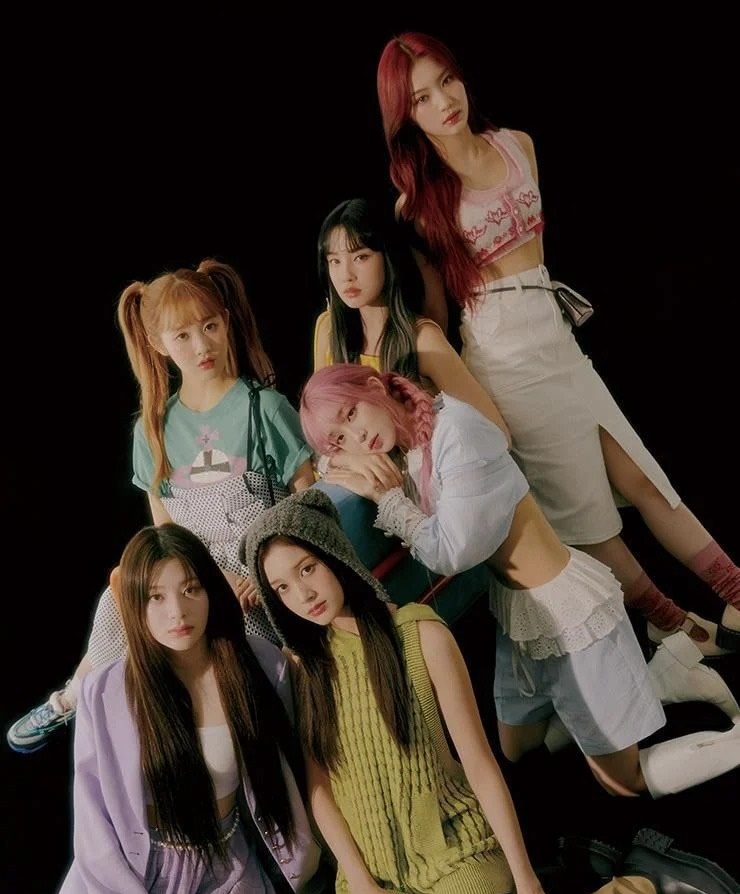  스테이씨 코스모폴리탄 4월호 화보