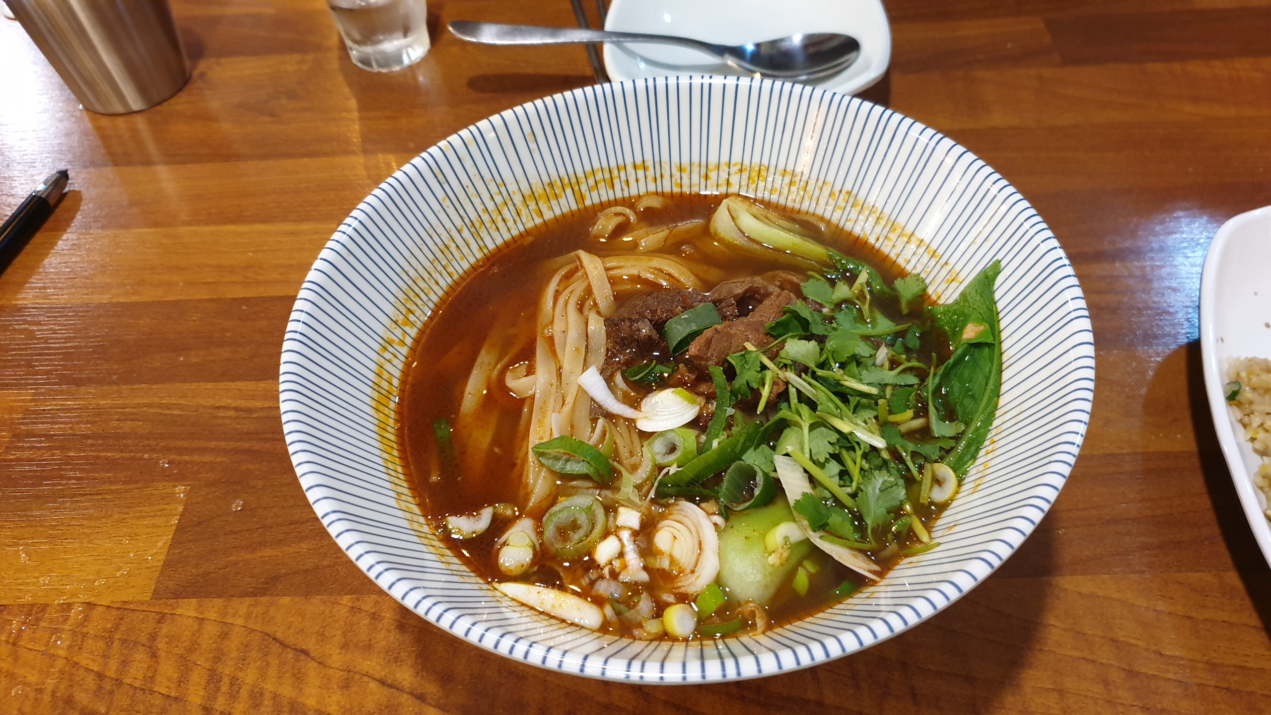  버릴 메뉴 하나 없는 줄 서 먹는 맛집, 서두산 딤섬 만두