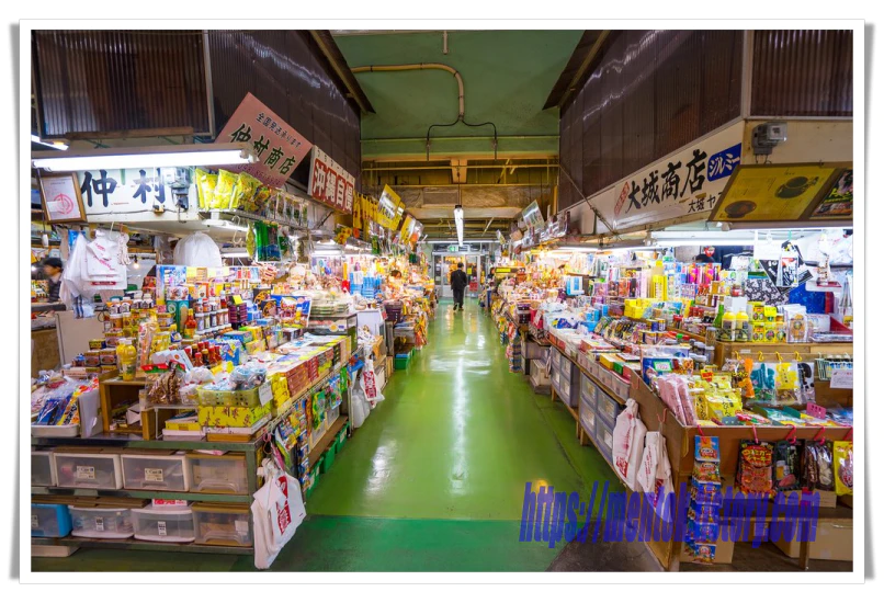 마키시 시장에서 판매되는 음식