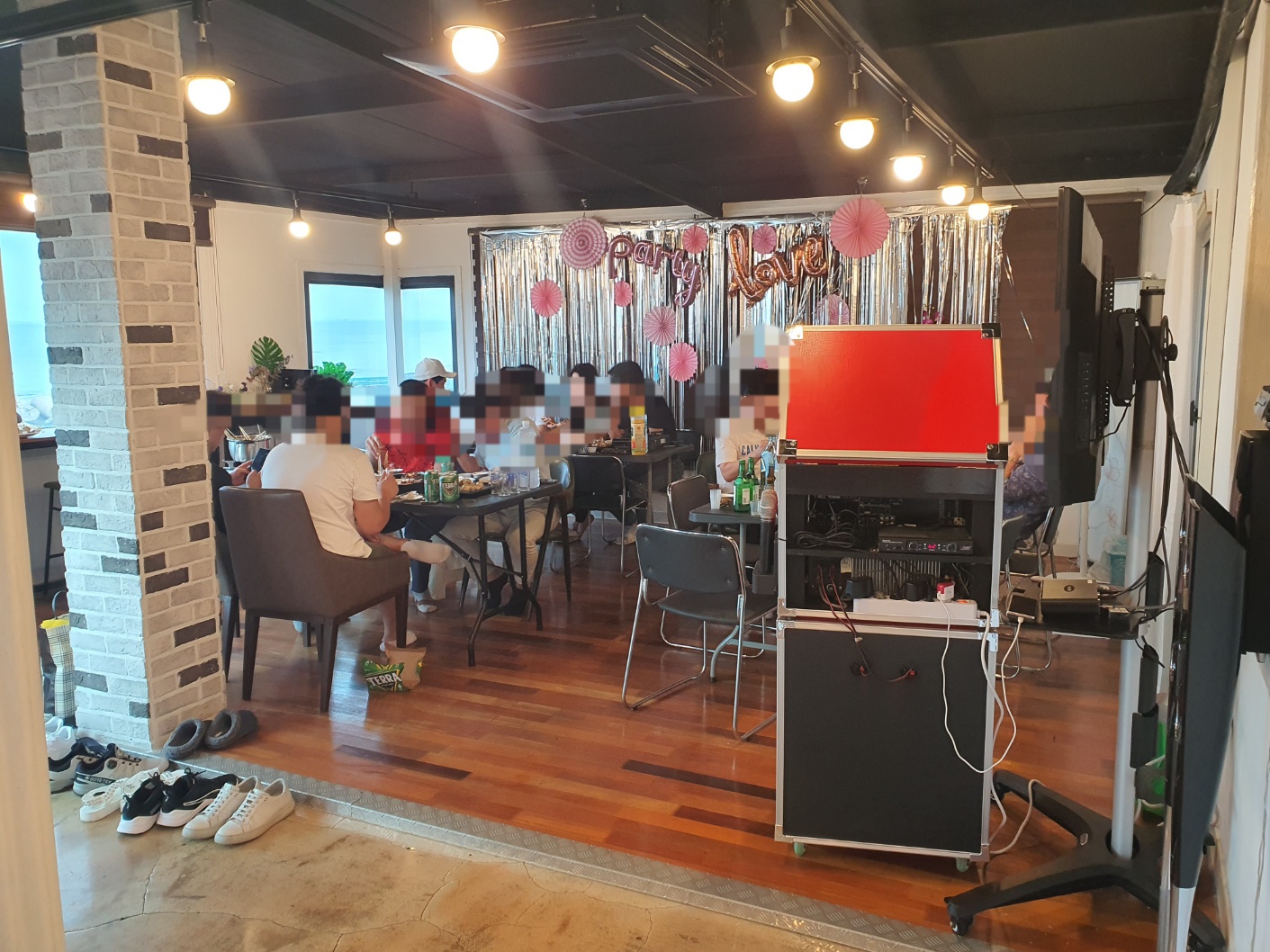  경주노래방기계대여  멋진 별채에서 지인들과 노래방기계대여