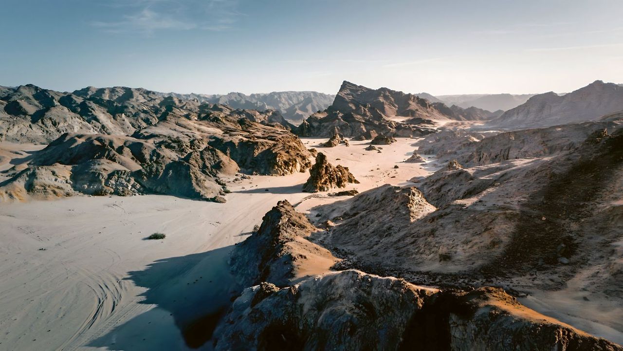 Welcome to the adventure: Camp Porsche 911 Namibia 3 img https://mobilityground.com/wp-content/uploads/2024/09/3-1-2.jpg