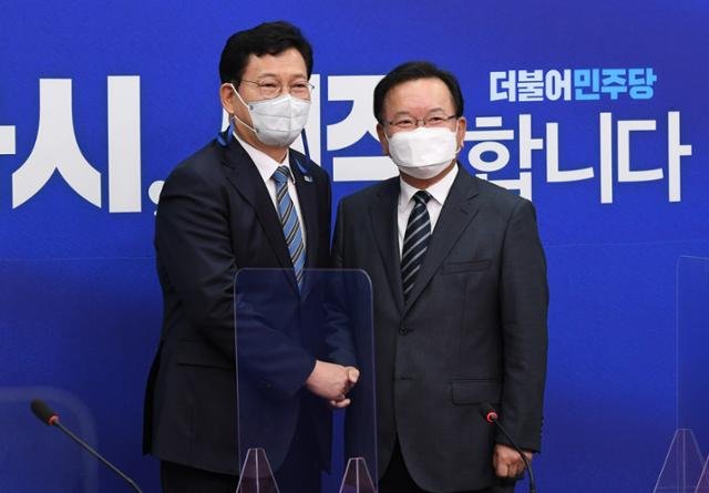  與 "재산세 감면, 다음달 입법 목표...6월분 소급 적용 가능"