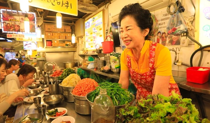 세자매-칼국수집