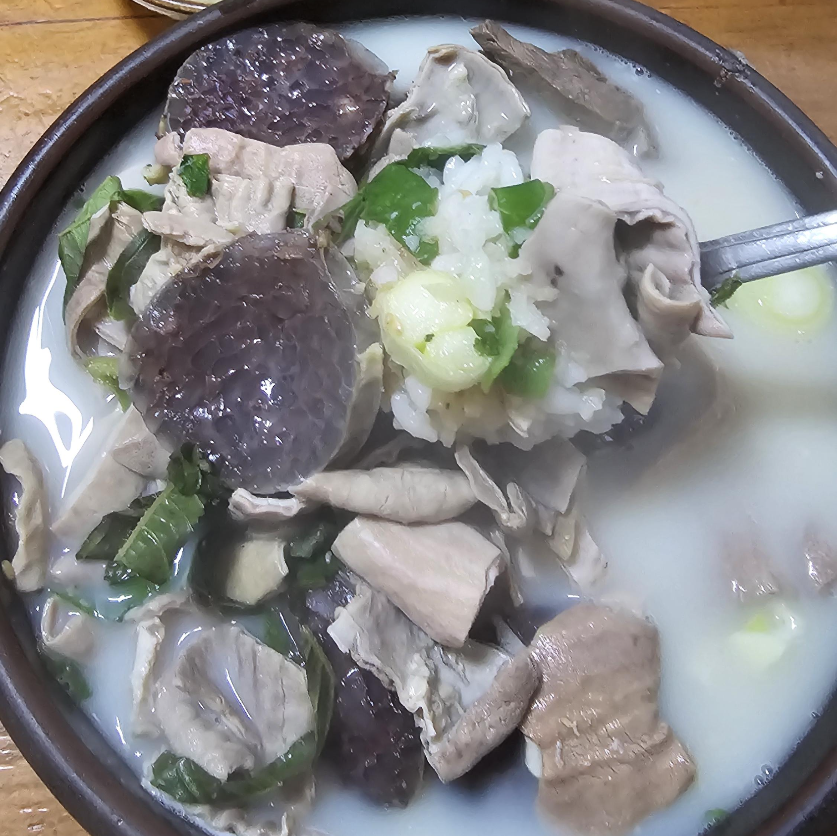 충남 식당