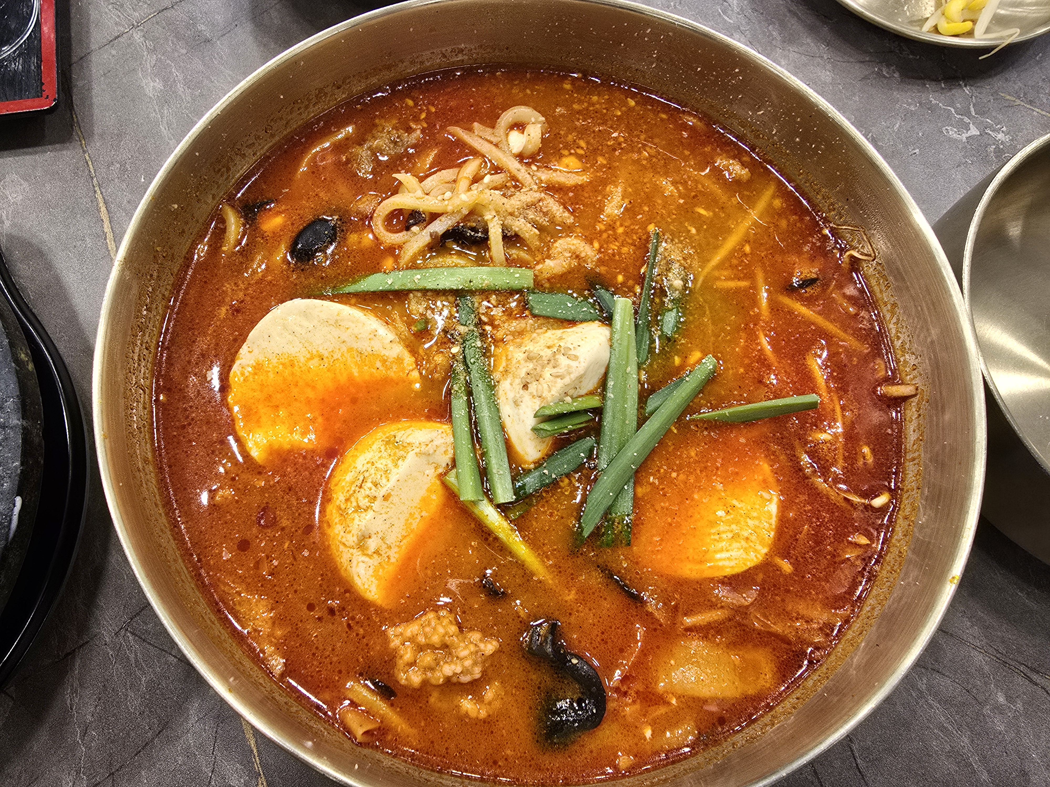 완뚝순두부 이미지