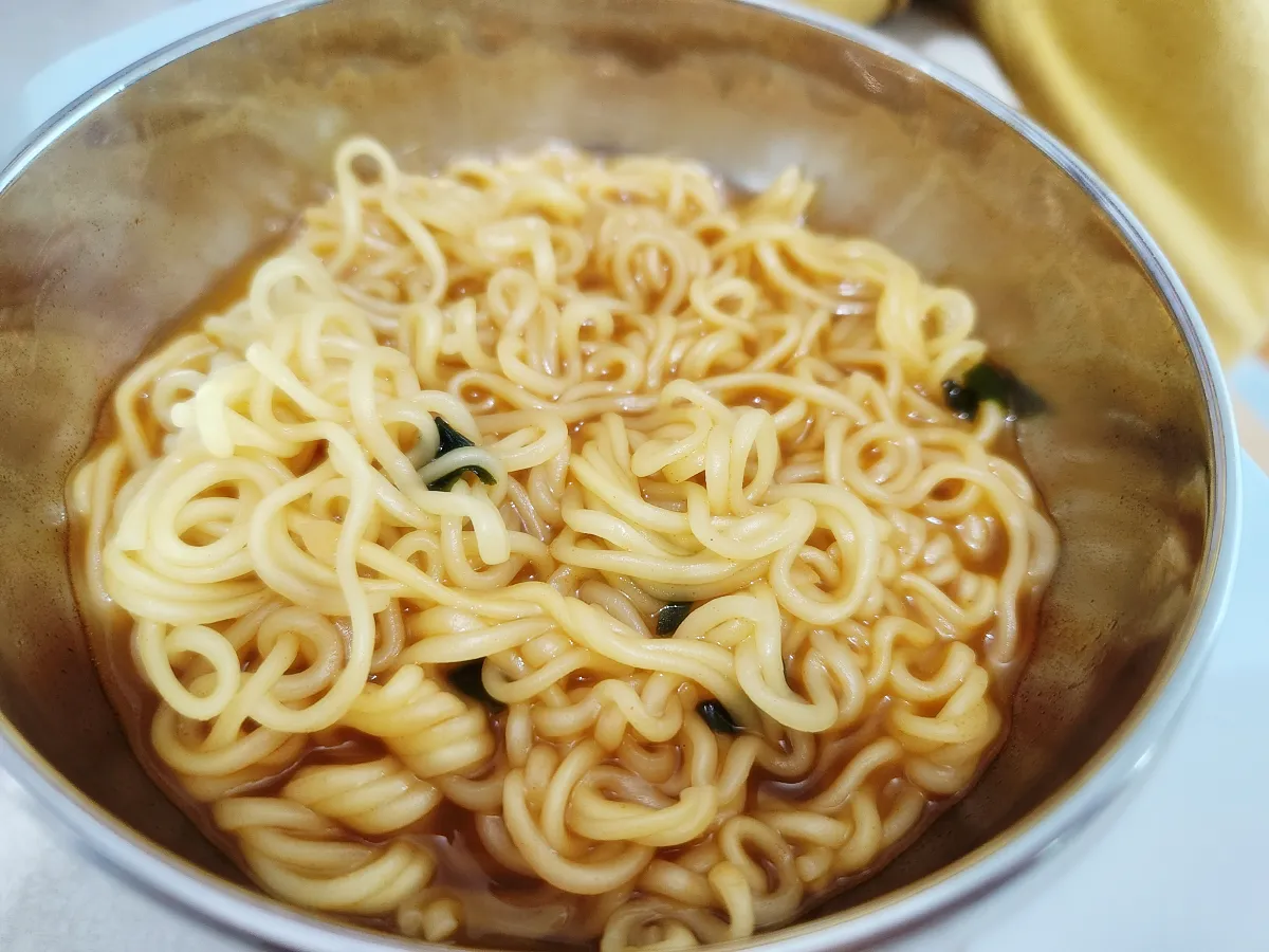 빨강라면-완성-그릇-라면