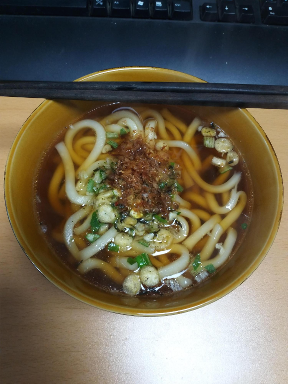  [20201210]늦은 아점으로 혼자 먹은 가쓰오우동