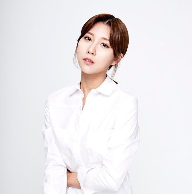  스테파니 열애 브래디 앤더슨 누구?